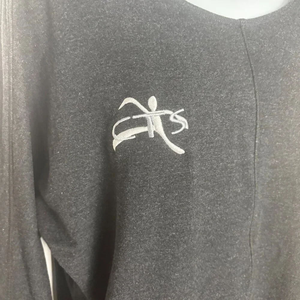 Roadrunner Sports Women's Grey Long Sleeve V-Neck Active Pullover Sporty Top Sm‎